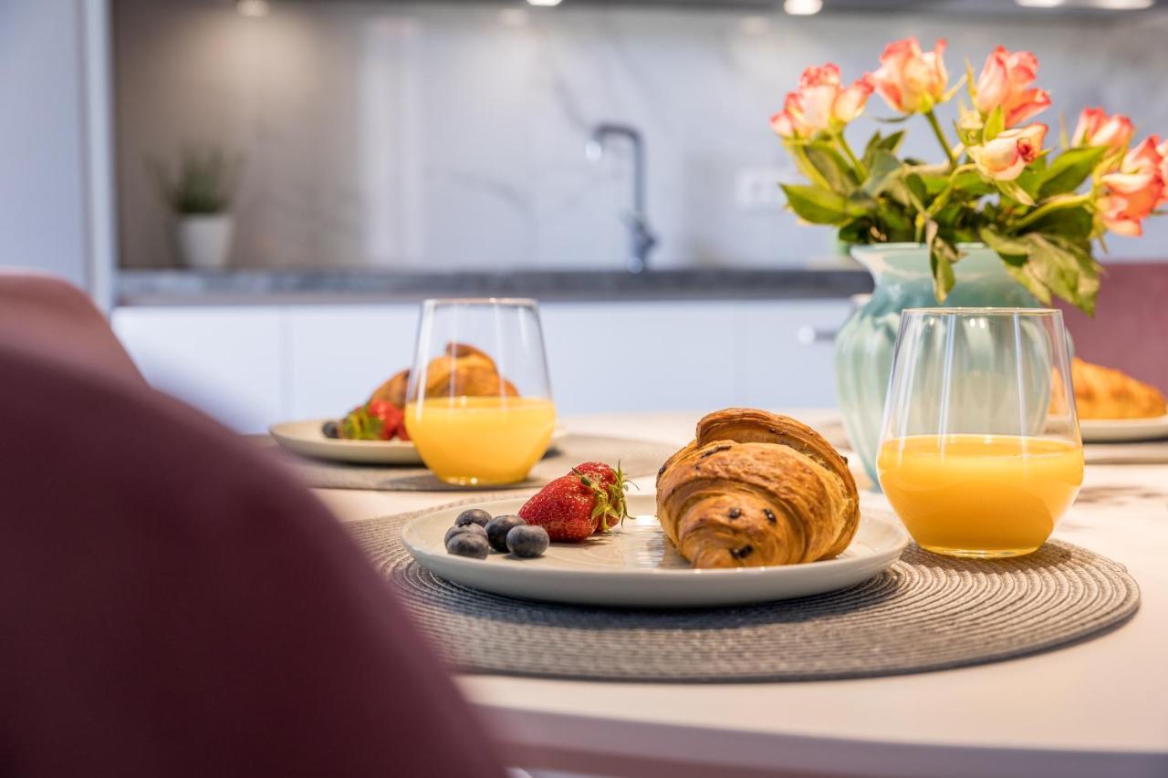 Apartment Nina & Mauro Porec Ngoại thất bức ảnh