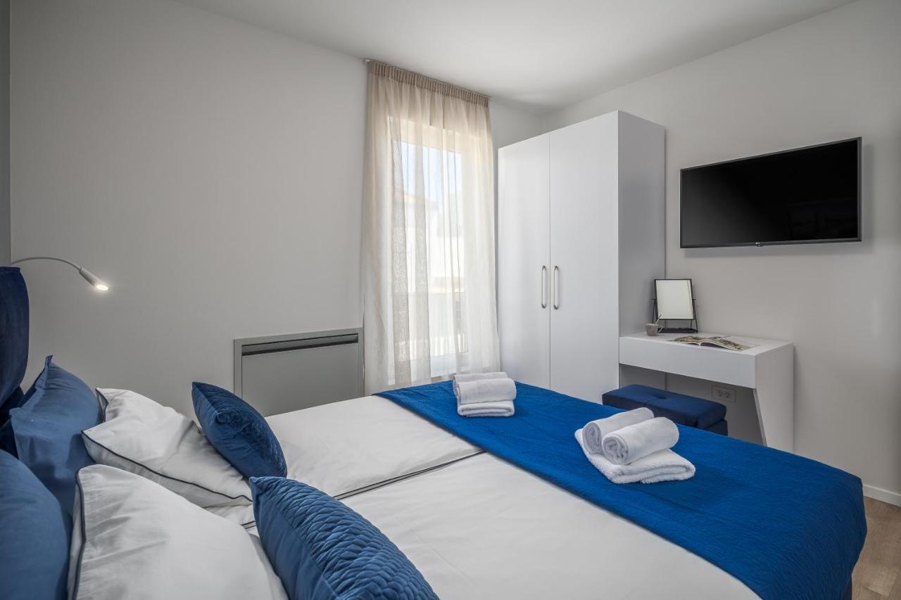 Apartment Nina & Mauro Porec Ngoại thất bức ảnh