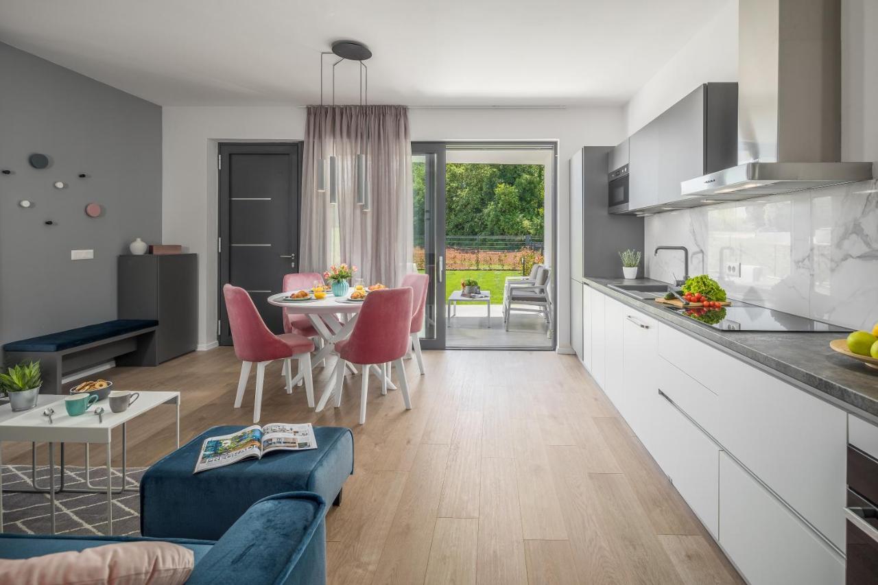 Apartment Nina & Mauro Porec Ngoại thất bức ảnh